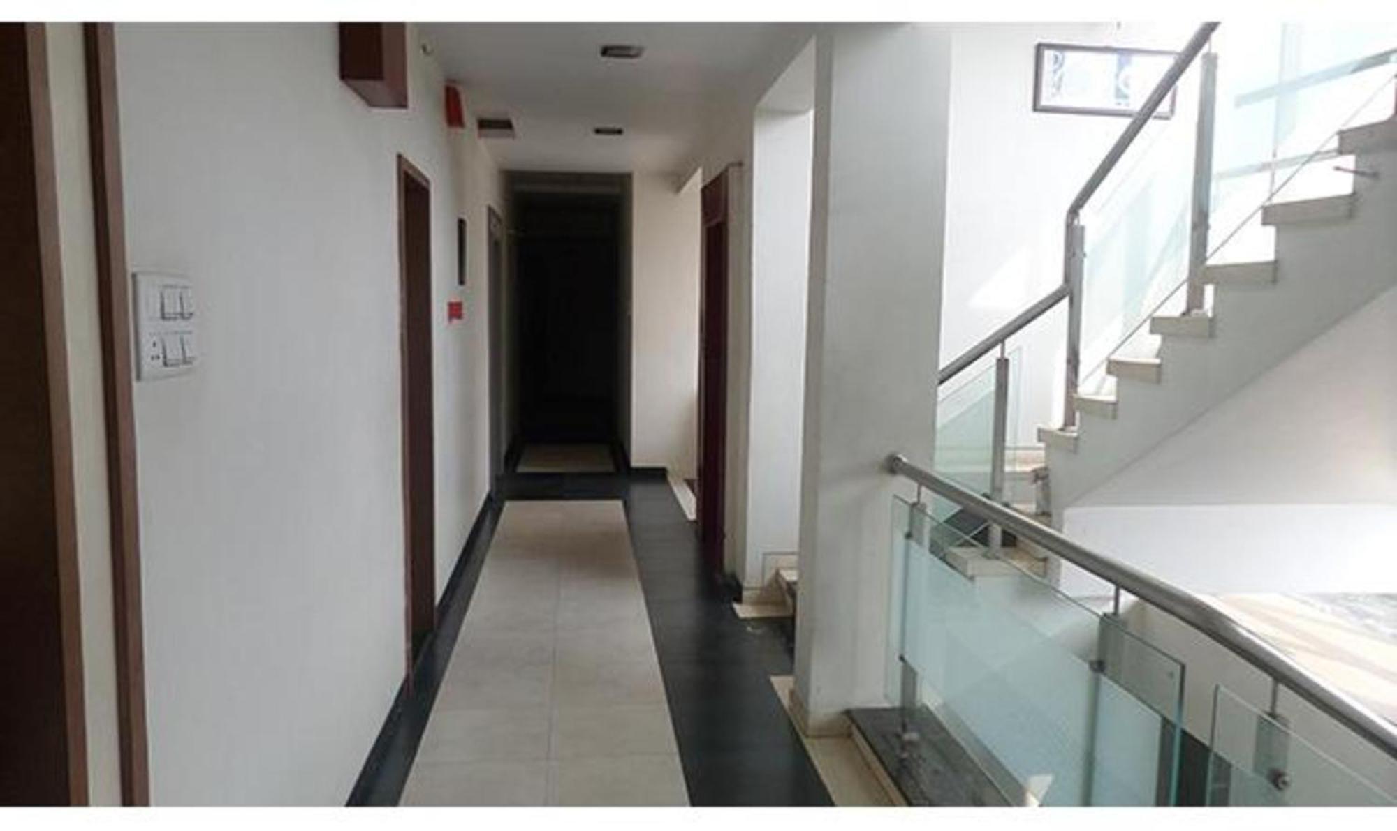 Fabhotel Skylark Inn Nashik Exterior foto