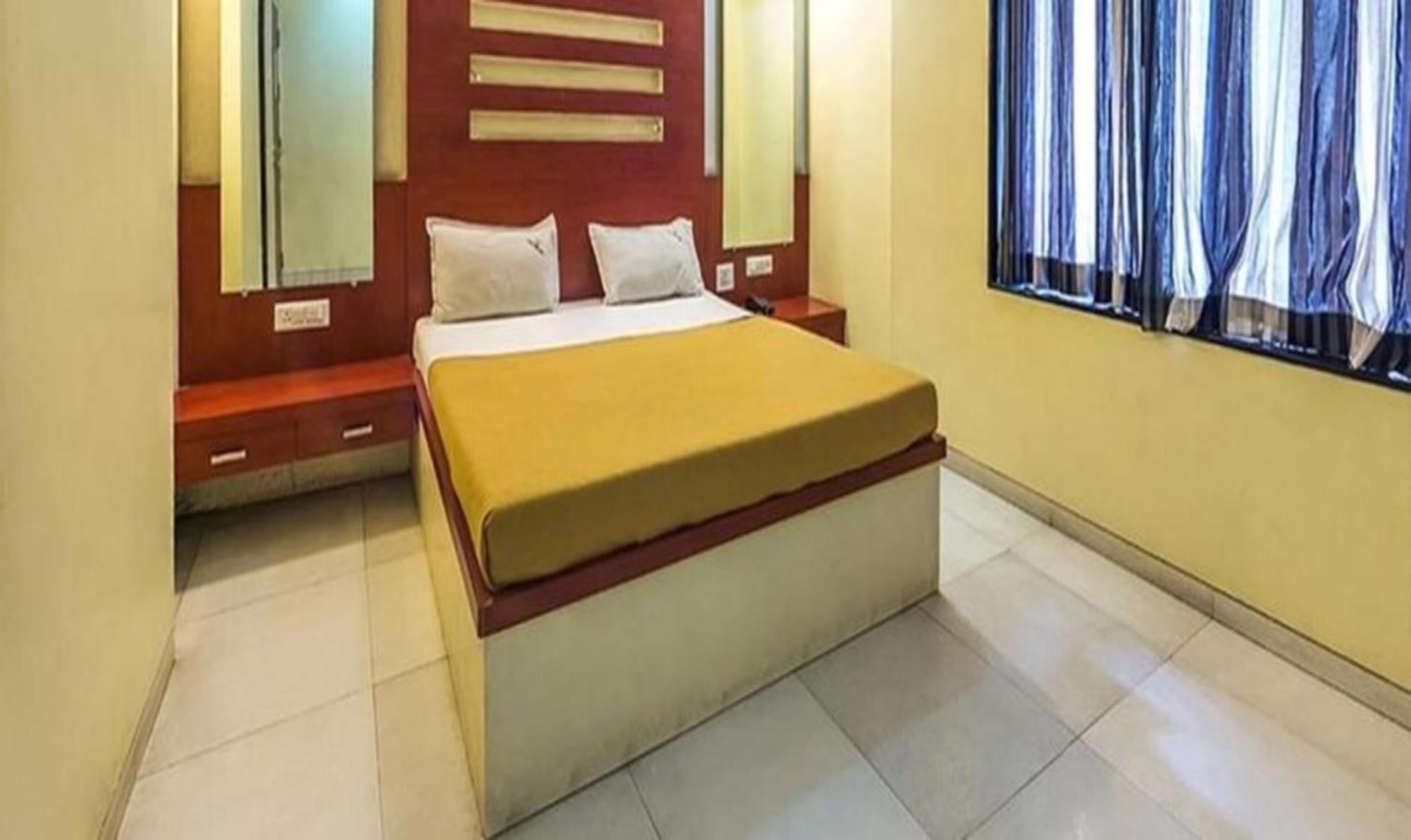Fabhotel Skylark Inn Nashik Exterior foto
