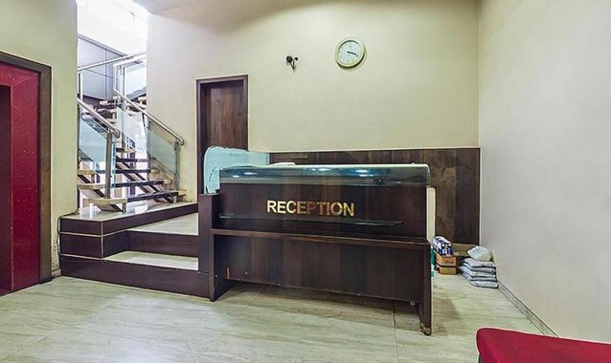 Fabhotel Skylark Inn Nashik Exterior foto
