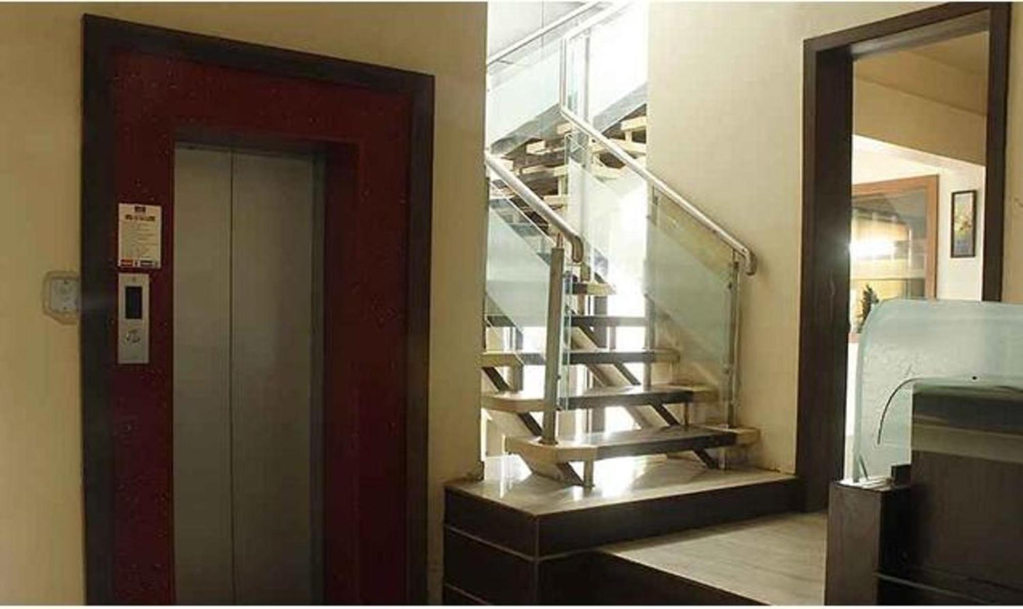 Fabhotel Skylark Inn Nashik Exterior foto